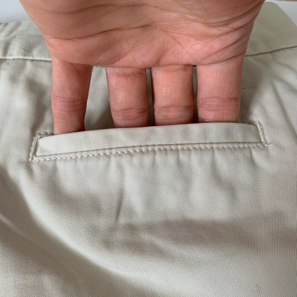 Old Navy Shorts- Sz 2 - Picture 8 of 10